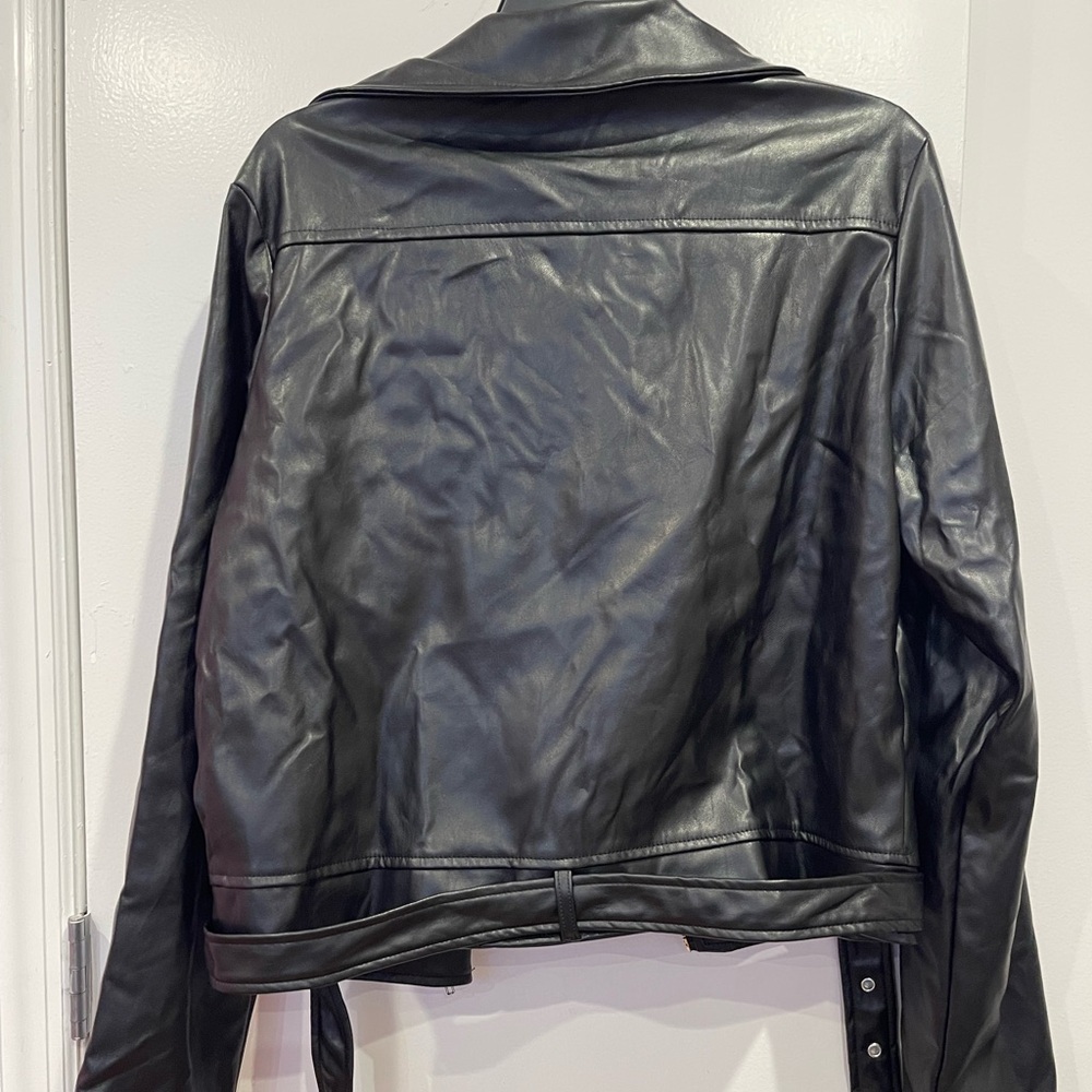 Leather Jacket - Picture 9 of 9
